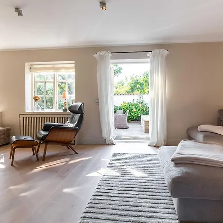 Wattwai Holiday home *